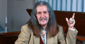 Barış manço
