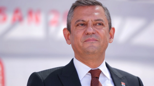Özgür özel