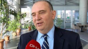 Geçmeyen öksürük
